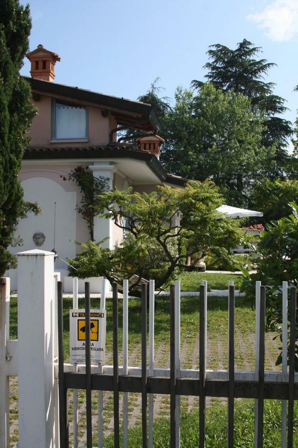 Apartament Le Margherite Manerba del Garda Zewnętrze zdjęcie